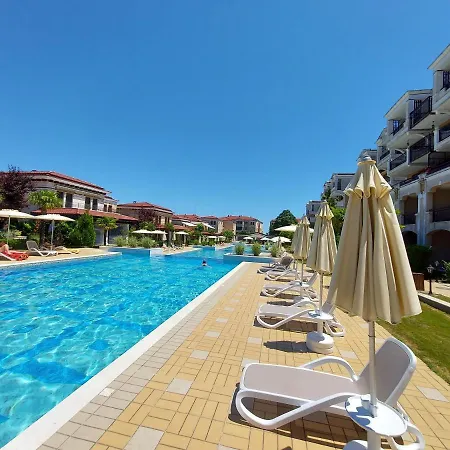 Captain's In Life 60m2 Созополь