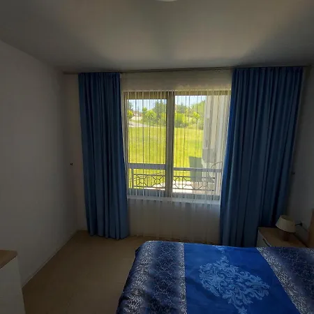 Апартаменты Captain's In Life 60m2 Созополь