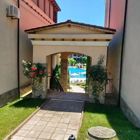 Апартаменты Captain's In Life 60m2 Созополь